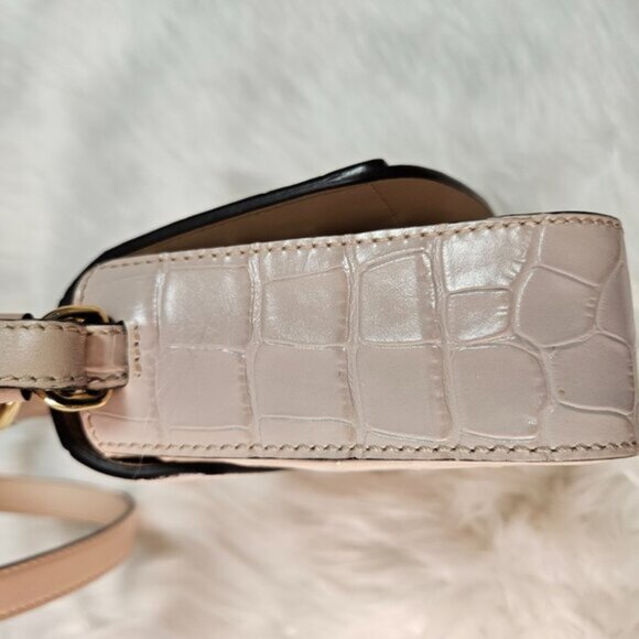 SOLD Chloe Mini C Croc Embossed Calf Skin Leather in Pink Authenticated - Picture 14 of 16